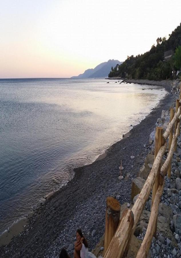 Villa Luisa Sul Mare Капителло Экстерьер фото
